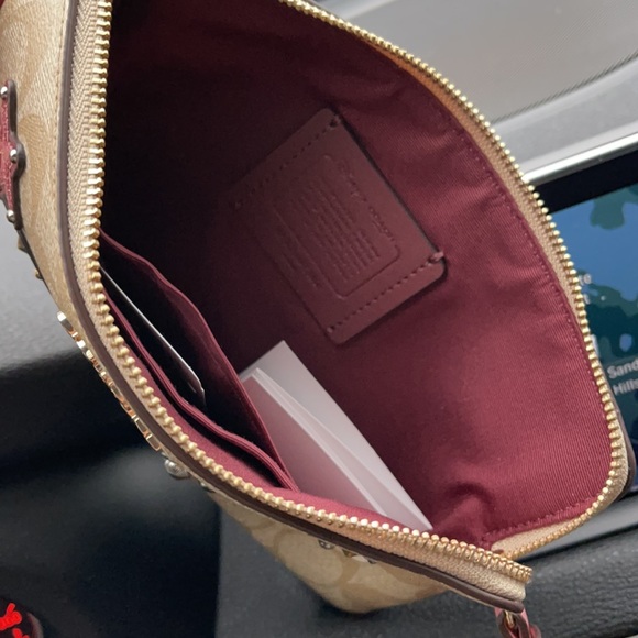 COACH SIGNATURE DISNEY LARGE CORNER ZIP WALLET - Picture 9 of 16